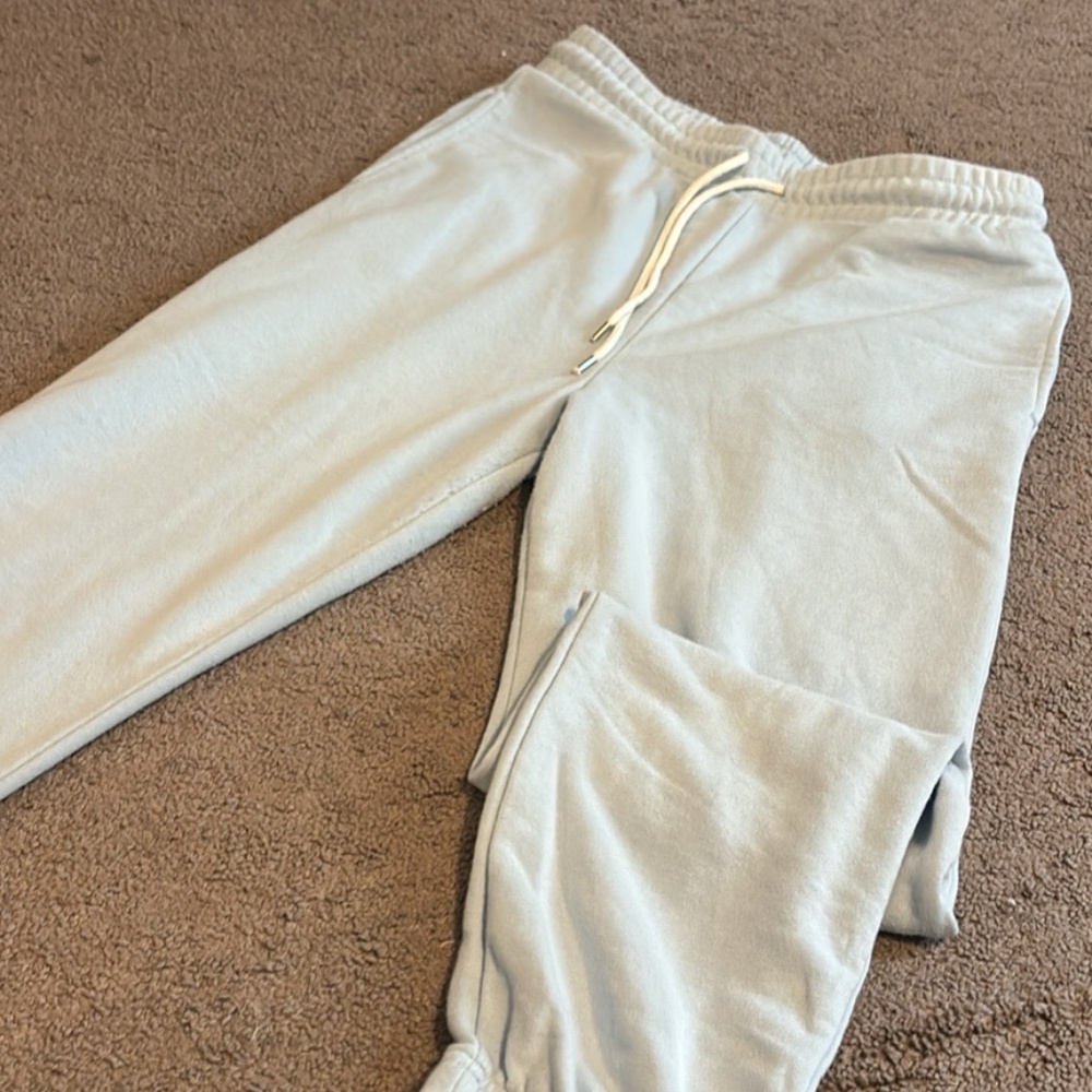 sweatpants